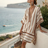 Dámské šaty Bohemian Kaftan – slonovinově hnědý pruhovaný střapec s výstřihem do V