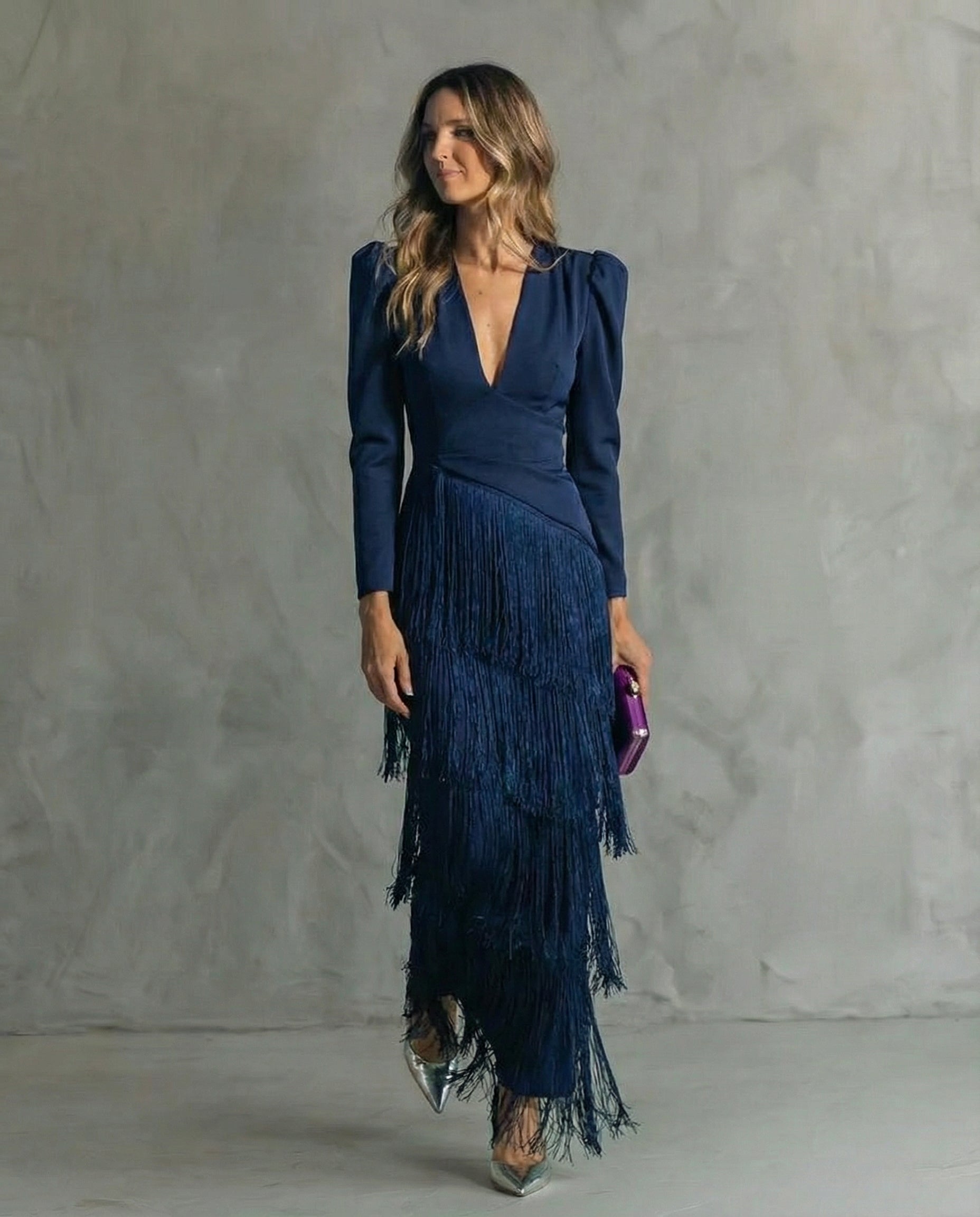 Chiara – Elegantní šaty s třásňovými rukávy